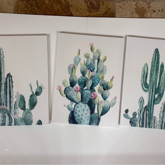 Cactus Canvas Wall Art - Set of 3 - Lightweight - Ready To Hang- NWOT - Picture 11 of 11